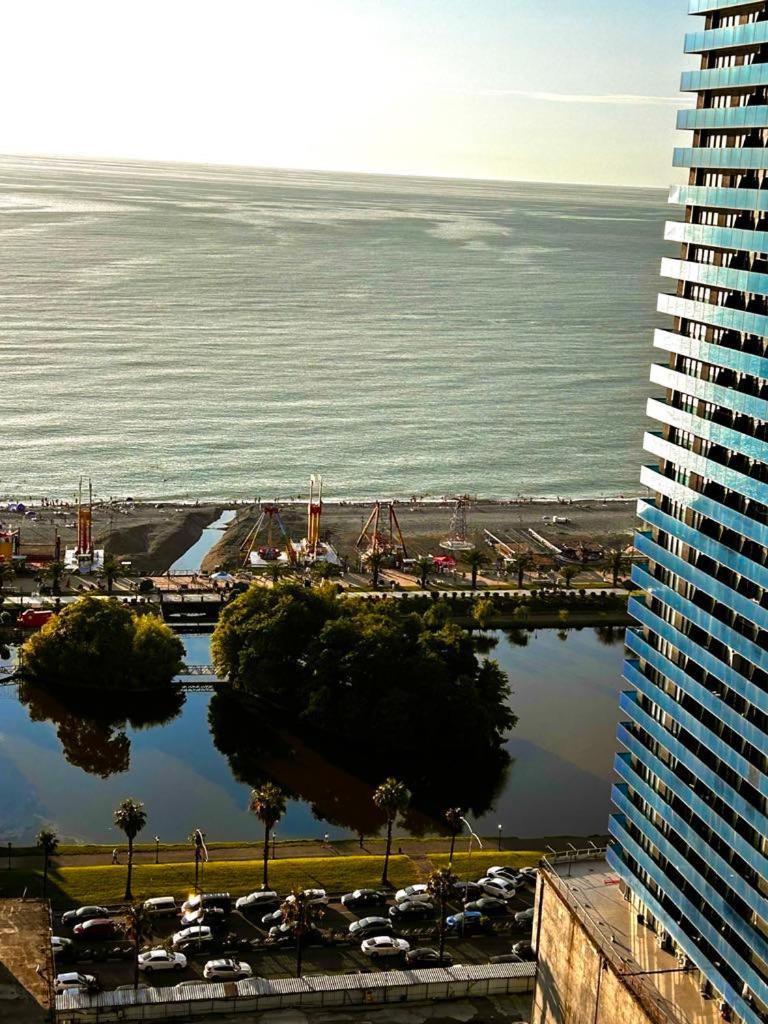 Apartment Twin Towers David Batumi Eksteriør bilde