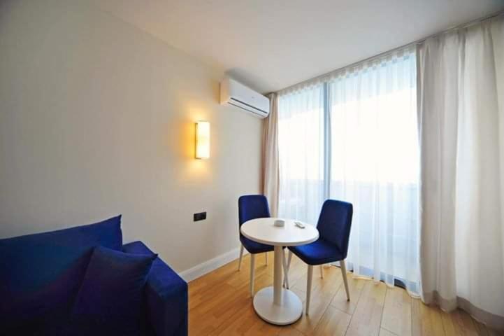 Apartment Twin Towers David Batumi Eksteriør bilde