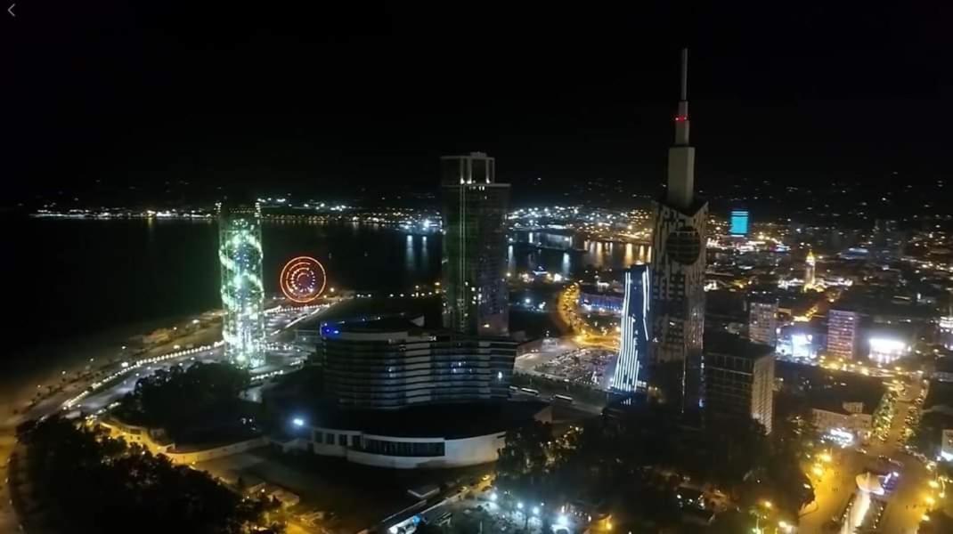 Apartment Twin Towers David Batumi Eksteriør bilde