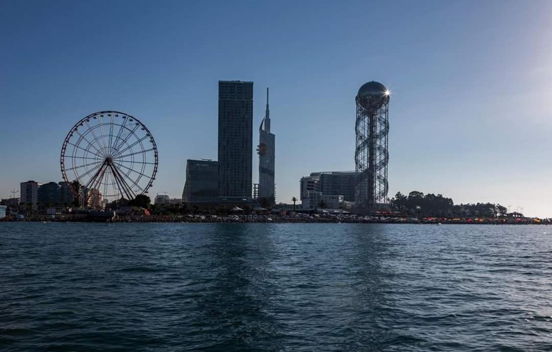 Apartment Twin Towers David Batumi Eksteriør bilde